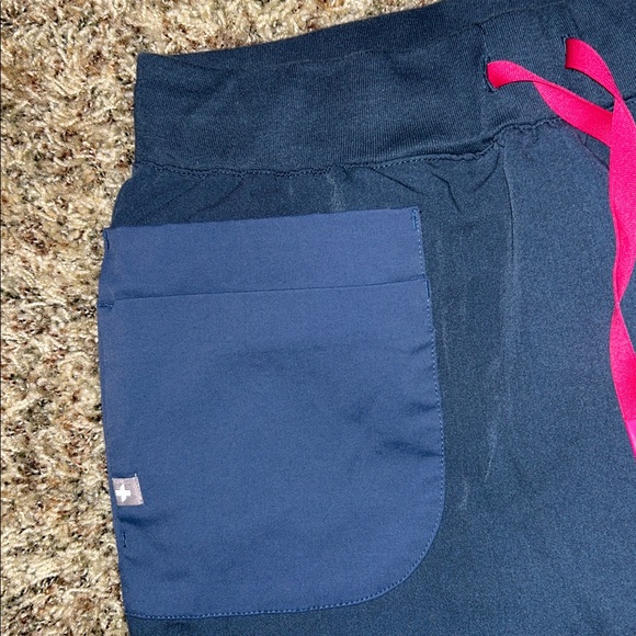 Figs Dark Harbor Mundri Cargo (limited edition) XS - Picture 4 of 8